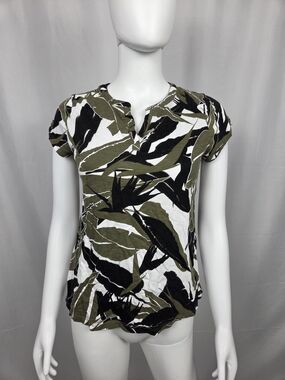 Liz Claiborne Olive, Black & White Leaf-Print Notch Neck Tee